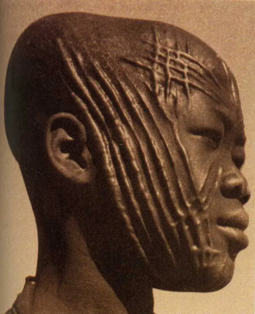 African-ScaringHead African-ScaringHead
